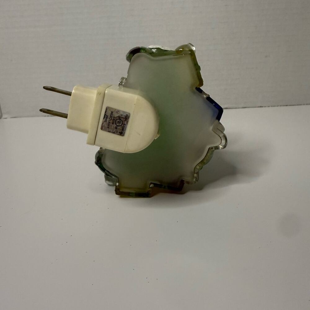 Wall light of a Christmas tree and presents with a teddy bear 6 " tall - Picture 10 of 10